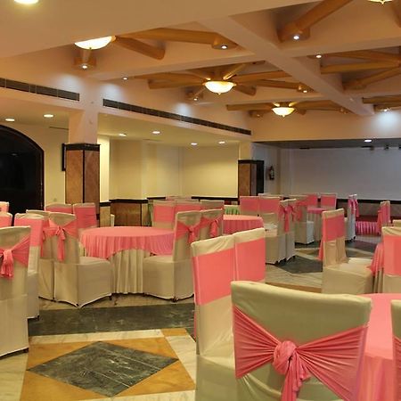 Gajraula Haveli Resort Esterno foto